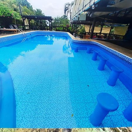 Guava Grove Resort & Villas 桑迪湾 外观 照片