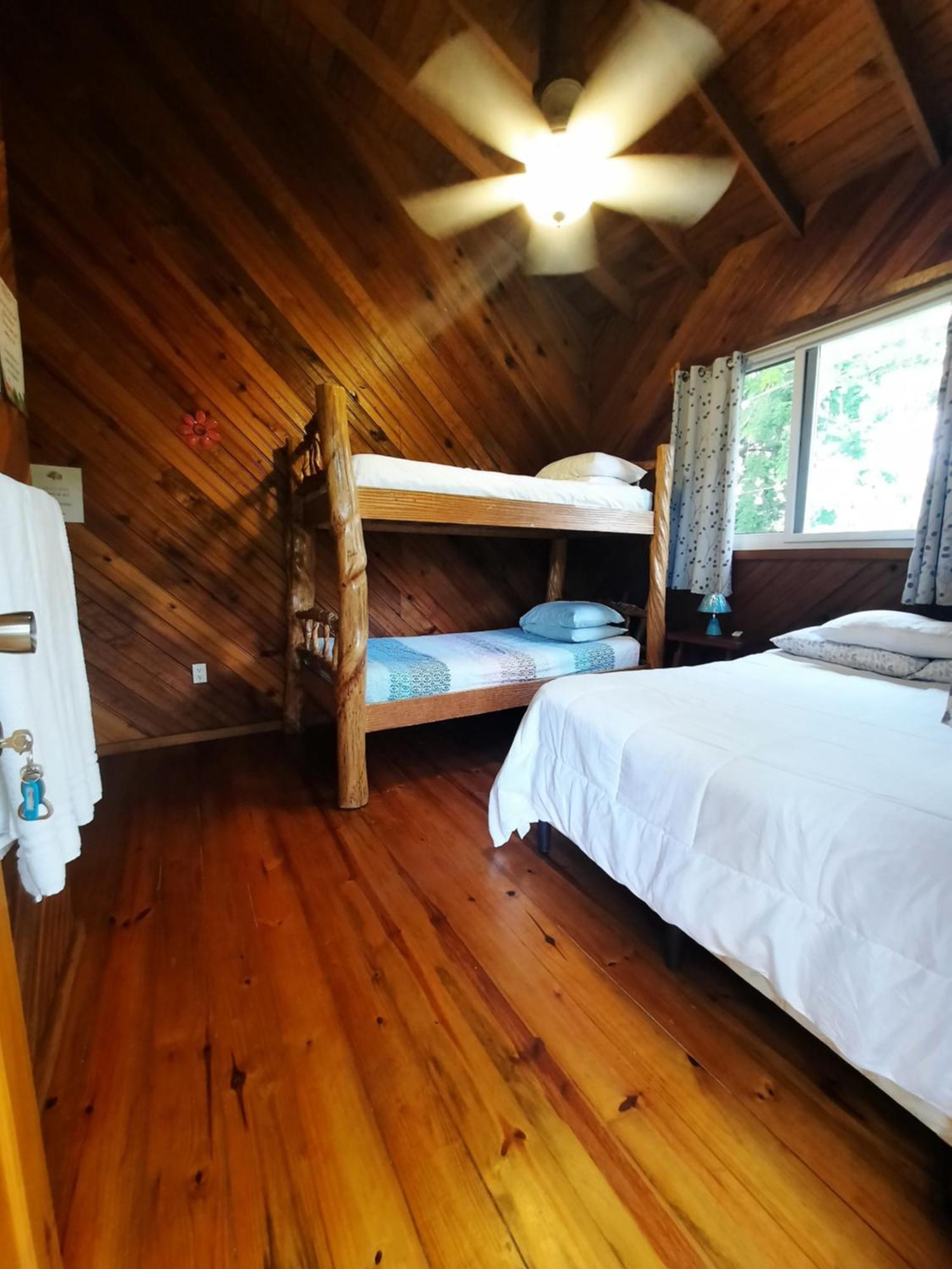 Guava Grove Resort & Villas 桑迪湾 外观 照片
