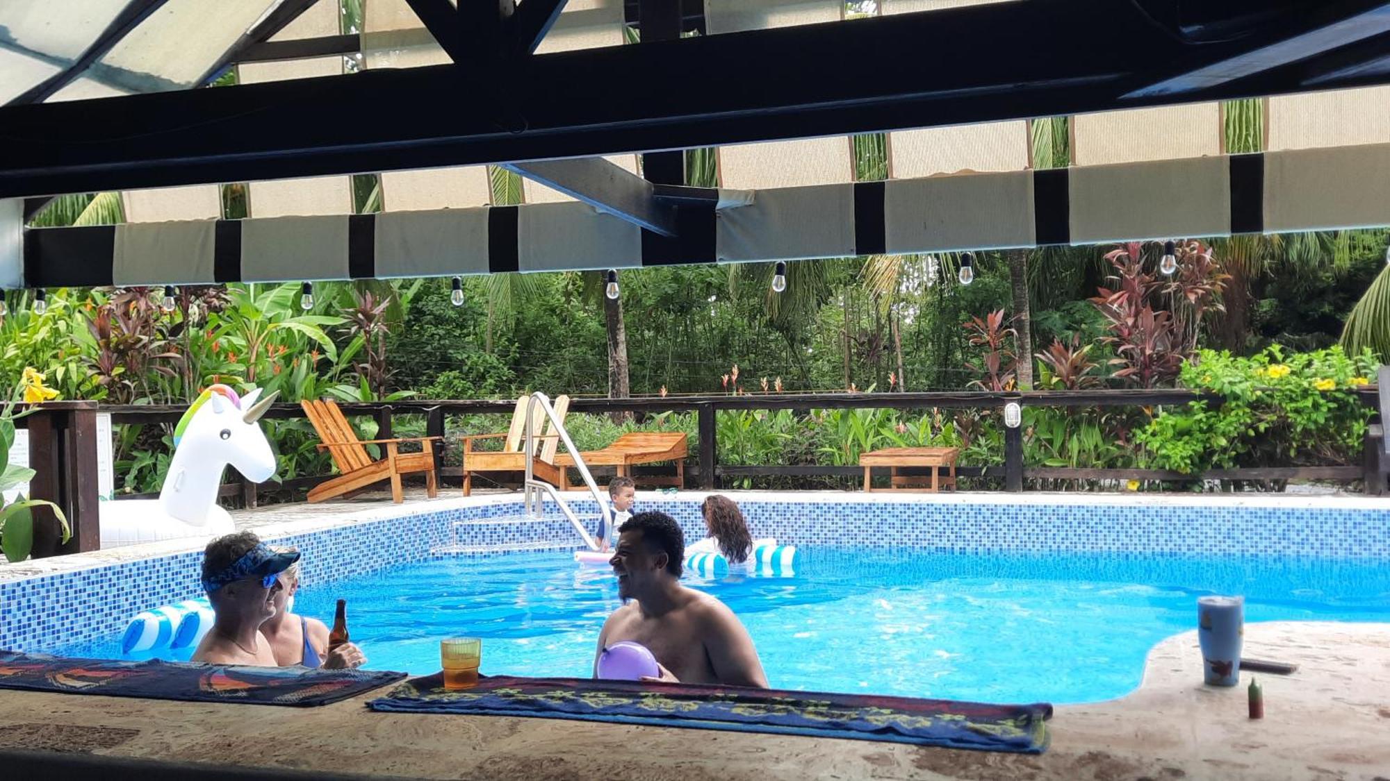 Guava Grove Resort & Villas 桑迪湾 外观 照片