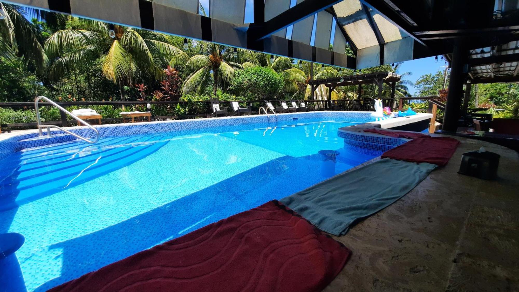 Guava Grove Resort & Villas 桑迪湾 外观 照片